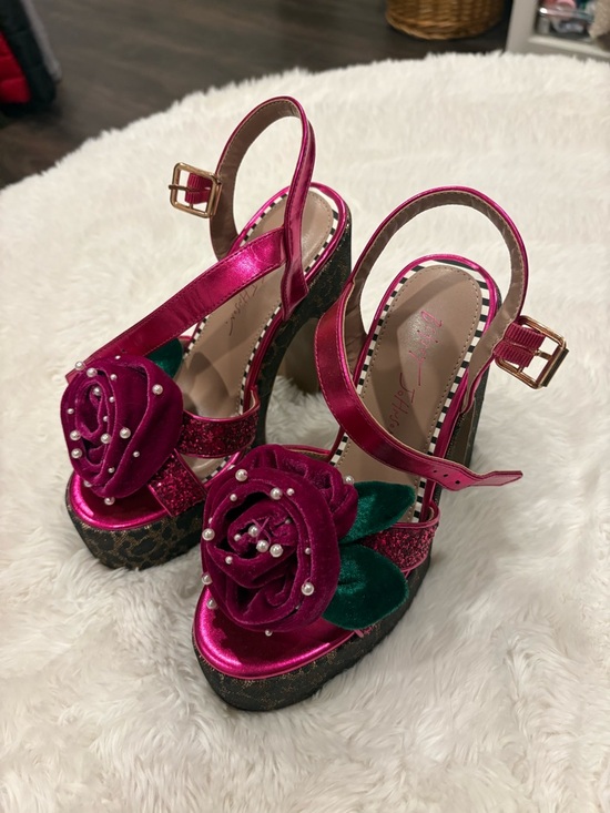 Betsey Johnson Shoes - Betsey Johnson Metallic Fuchsia Velvet Rose Platform Sandals